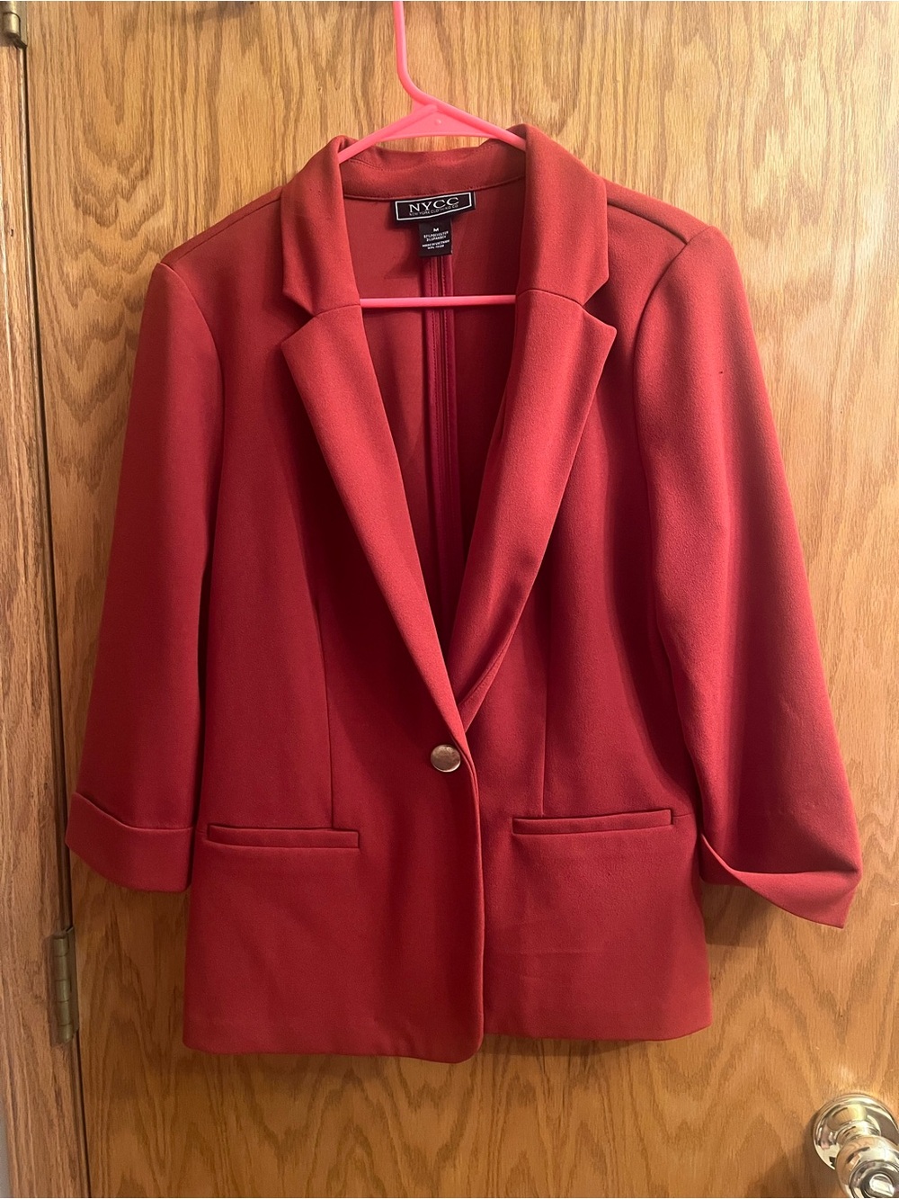 NYCC Red Single-Button Notch Lapel Blazer